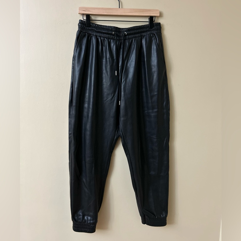 Bagatelle Black Jogger Vegan Leather Pant SZ Medium LIKE NEW